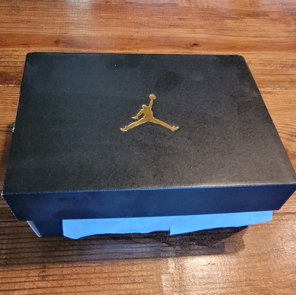 Jordan 12 Retro "Reverse Flu" (PS) - Picture 12 of 12